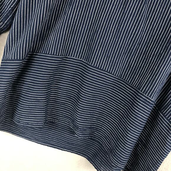 Liz Claiborne Women's Large Cotton Pin Stripe Pop-Over Top - Picture 2 of 6